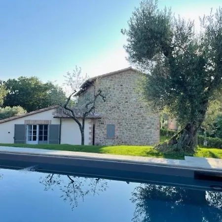 La Madonna With Pool And Padelcourt Villa Monte del Lago