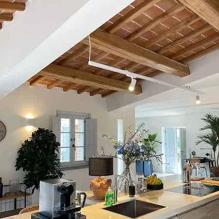 La Madonna With Pool And Padelcourt *