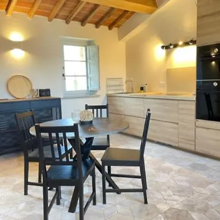 La Madonna With Pool And Padelcourt