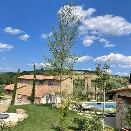 Villa La Madonna With Pool And Padelcourt