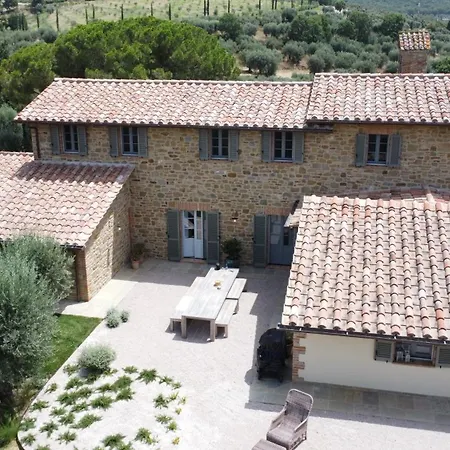 Villa La Madonna With Pool And Padelcourt Monte del Lago
